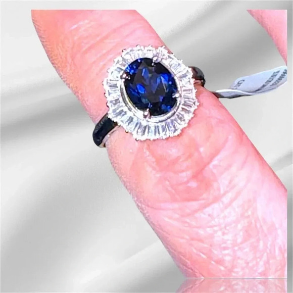 Sterling Silver Oval Created Sapphire Halo Ring Classic Elegant Style Size 7.5 - Picture 10 of 16